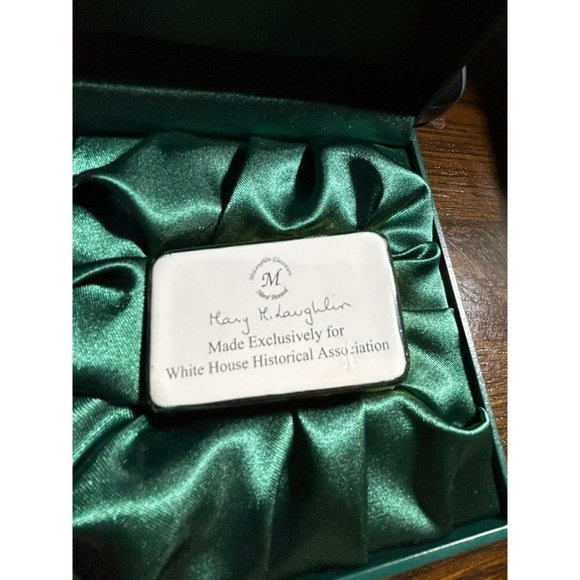 McLaughlin Glazeware White Enamel Washington D.C Box U.S Presidents Collection - Picture 4 of 5